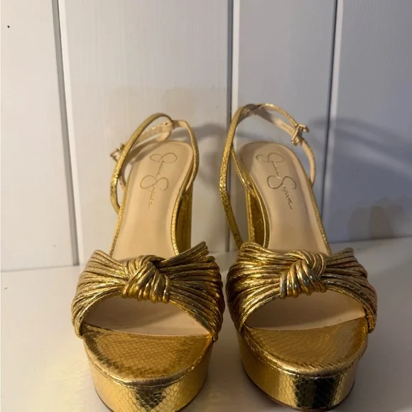 Jessica Simpson Gold Strappy Heels - Picture 2 of 7